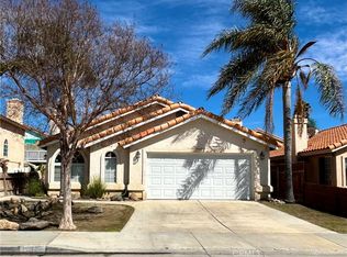 372 Via Capri, Hemet, CA 92545