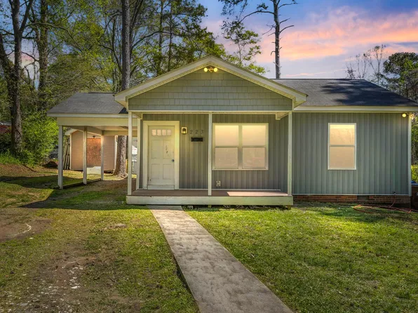 223 Daisy St, Sanford, NC 27330