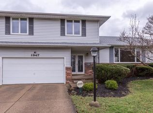 1947 Camberly Dr, Lyndhurst, OH