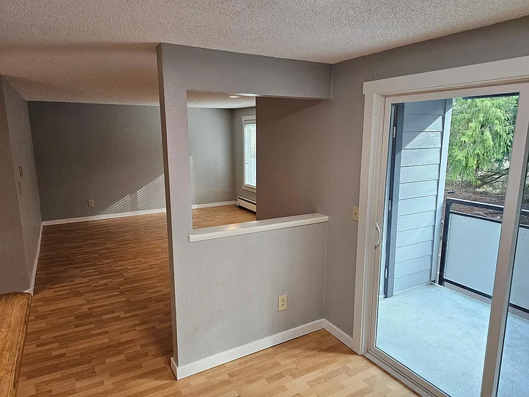 2517 NE 4th St #514 — Photo 6