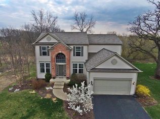 3002 Sunbury Ln, Carpentersville, IL 60110