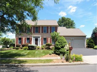 2079 Peppermint Dr, Macungie, PA 18062