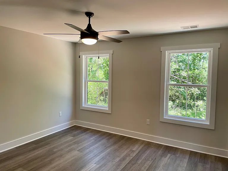 126 Sunburst Villa Dr — Photo 4