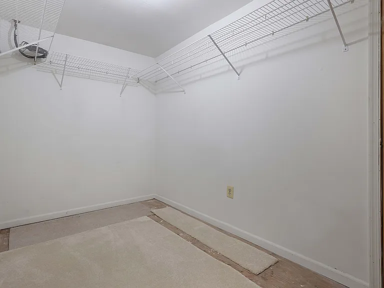 4 Sunrise Dr — Photo 13