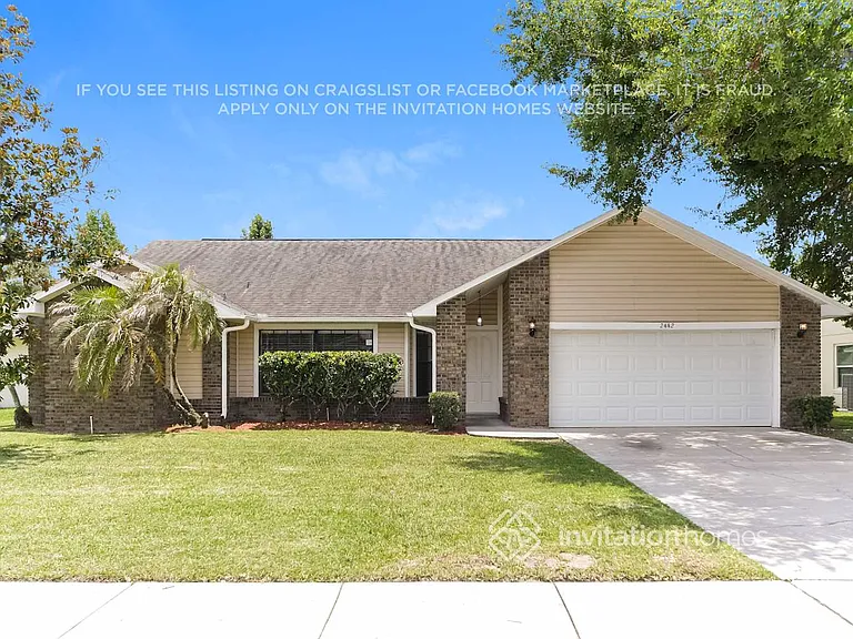 2442 Sweetwater Blvd — Photo 2