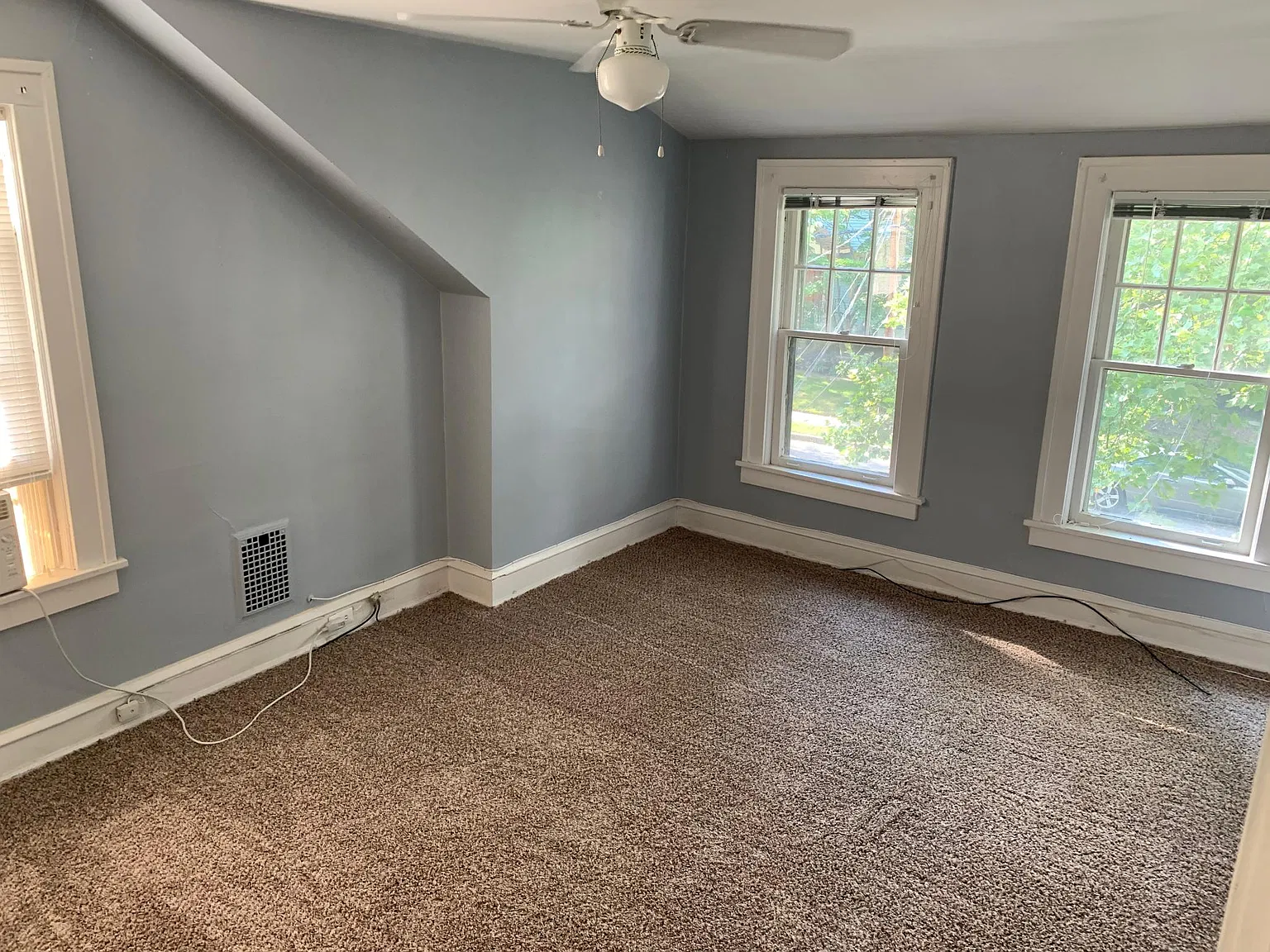 1 bed, 1431 sqft, $1,100 — Photo 3