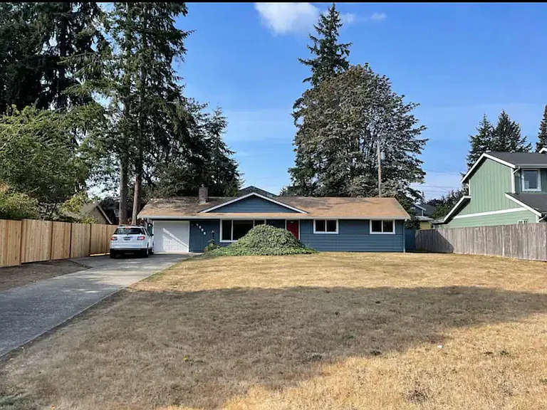 7805 124th Ave NE — Photo 2