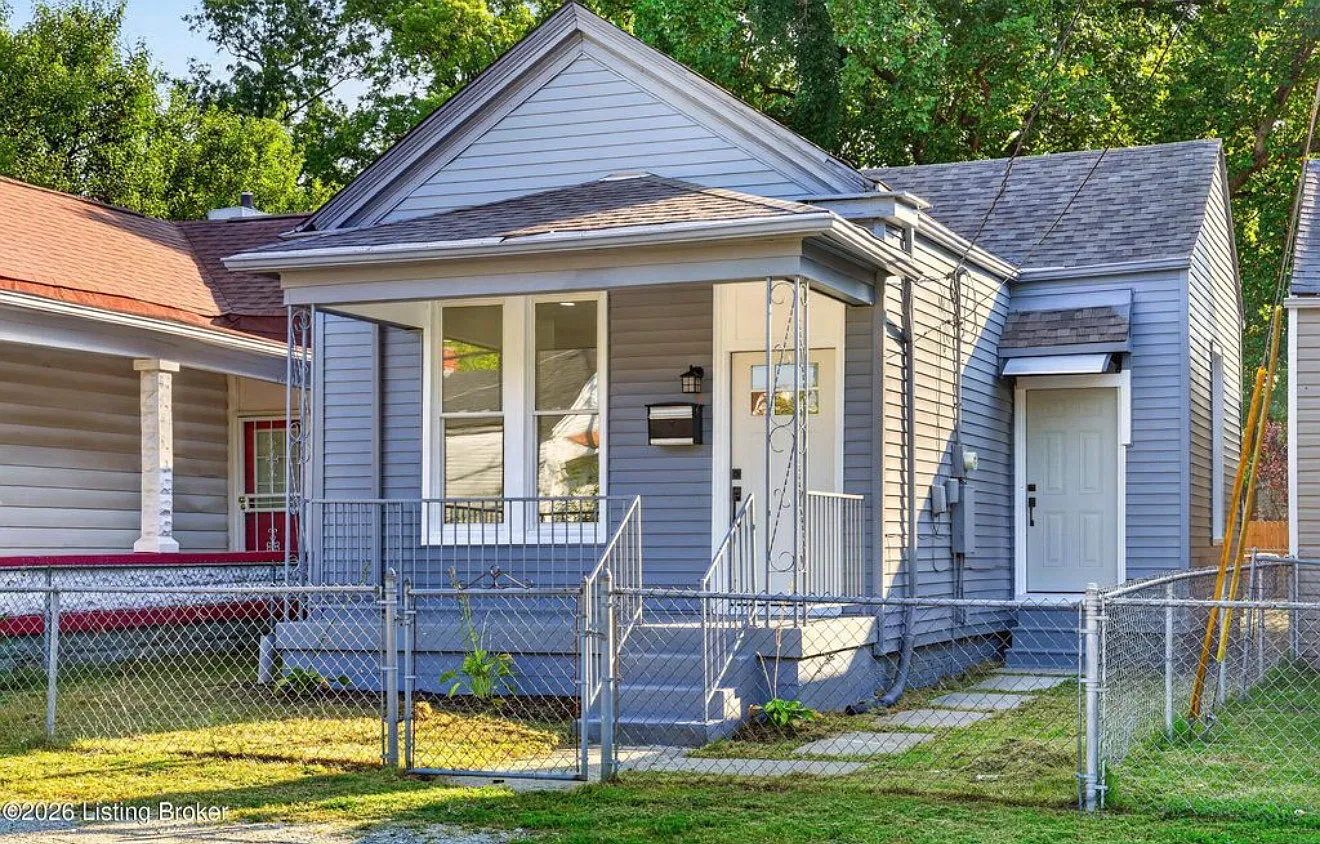 2 bed, 896 sqft, $1,399 — Photo 3