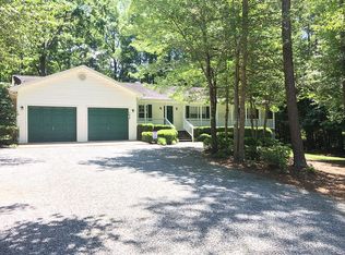 168 Fairway Ct, Bracey, VA 23919
