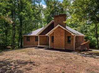 2914 Forestry Rd, Henryville, IN 47126