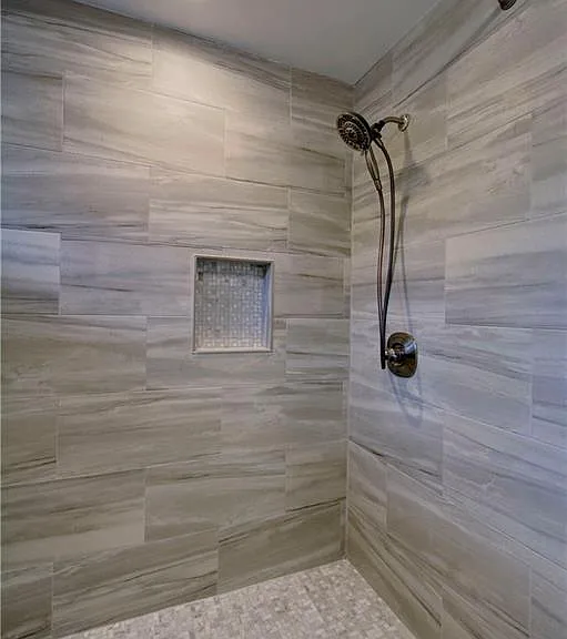 915 Wimbledon Dr — Photo 23