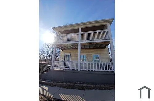 1229 S Church St #2 Photo 1