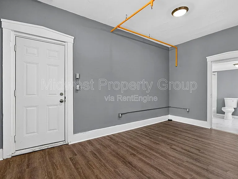 500 S 2nd St #5 — Photo 3