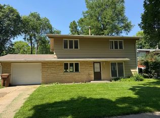 1441 Meadow Dale Dr #4, Lincoln, NE 68505