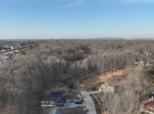 Vale Dr, Bedford, OH 44146