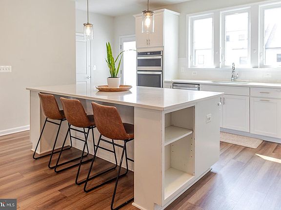 4th image of 3209 Merganser Dr