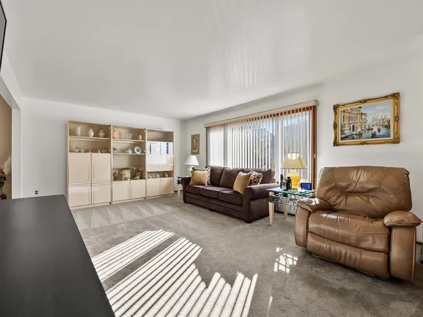 211 Woehrle Avenue image 5 of 37