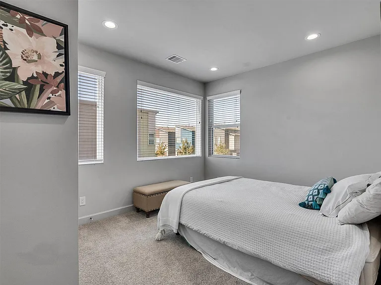 5702 Rucio Ln — Photo 21