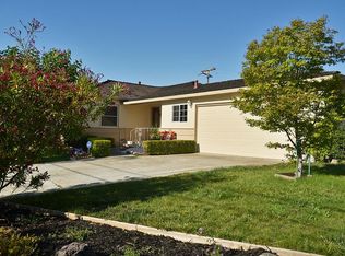 15490 Willow Dr, Los Gatos, CA 95032