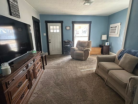 4th image of 315 Spann Ave