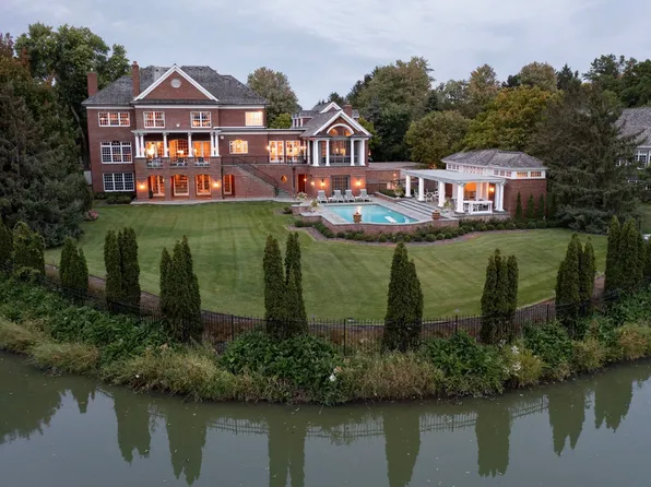 5805 Mait Ln, Edina, MN 55436