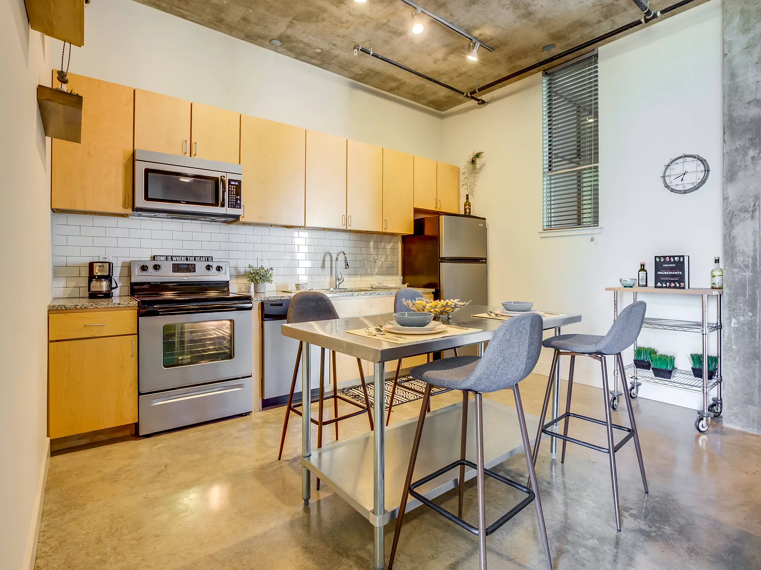 1221 Broadway Lofts — Photo 4