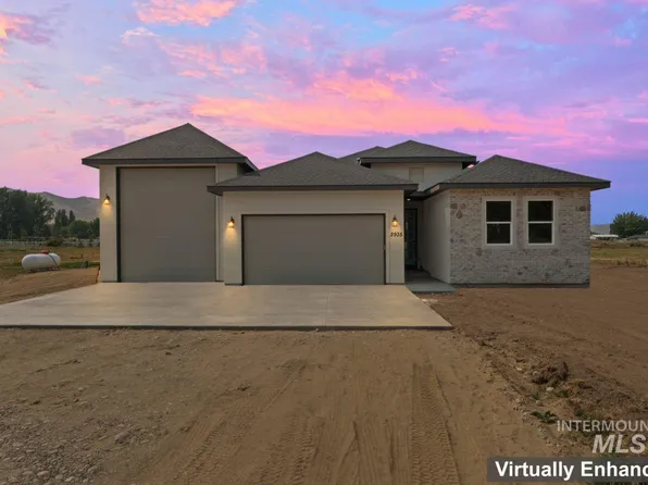 2935 Cottonwood Ln, Emmett, ID 83617