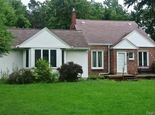 1651 S Sheldon Rd, Canton, MI 48188