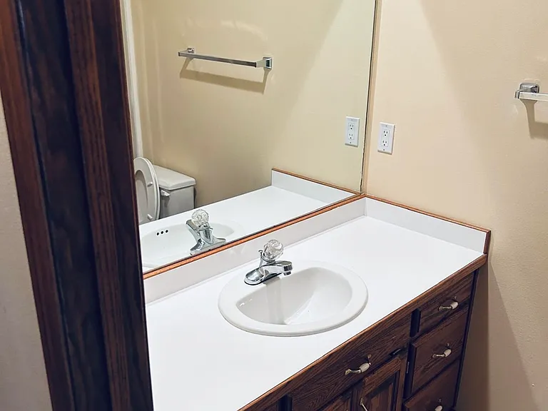 604 Briarbrook Dr — Photo 13