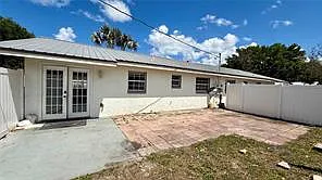 1516 Alabama Ave — Photo 13