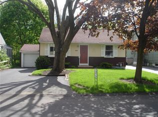308 Hunt Dr, Fayetteville, NY