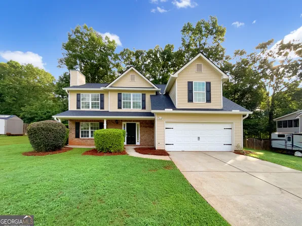 532 Hemlock Dr, Winder, GA 30680