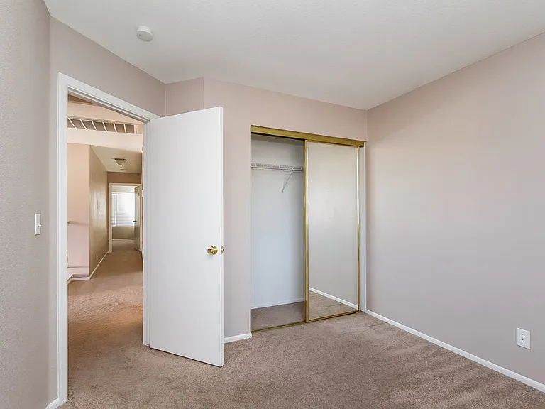 60 Fantasia Ln — Photo 13
