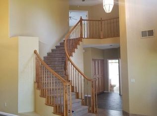 197 Orange Blossom Cir, Folsom, CA 95630