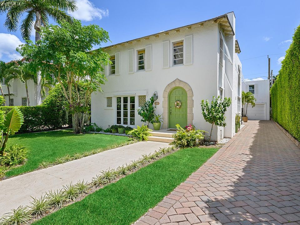 1st image of 222 Seaspray Ave