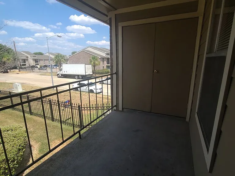 Trails of Timber Creek Apartments — Photo 4