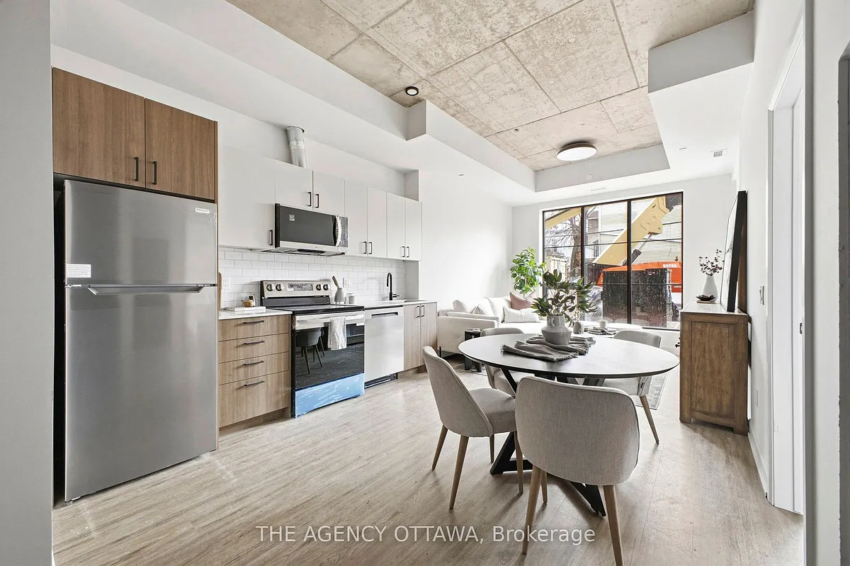 Building Photo - 56 Bayswater Ave #401