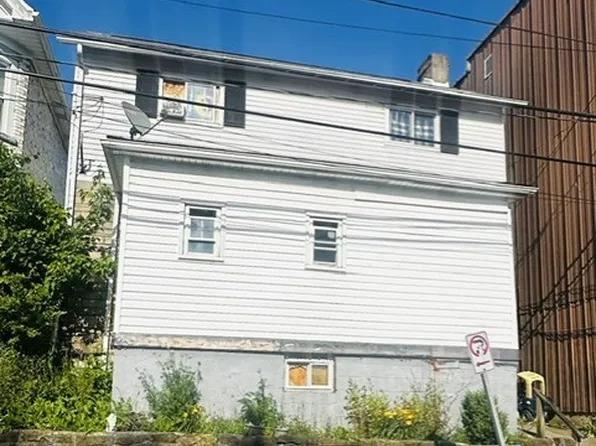 441 Brown St, Everson, PA 15631
