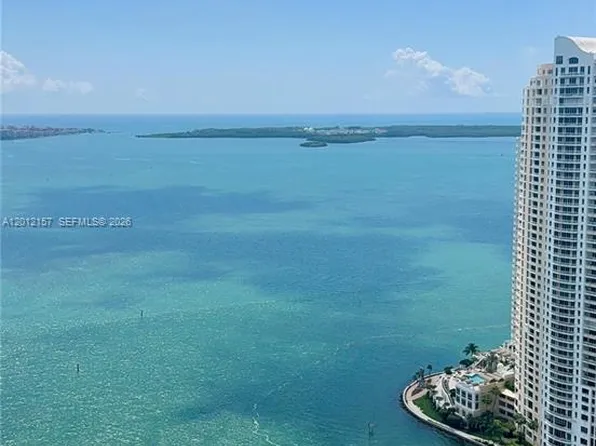 335 Biscayne Blvd, Miami, FL