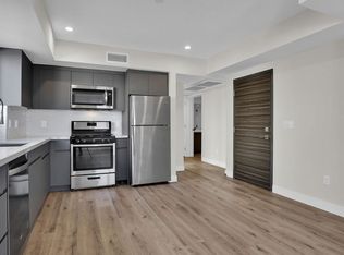 846 S Mariposa Ave, Los Angeles, CA 90005, Los Angeles, CA 90005