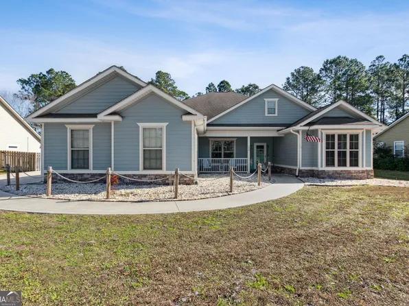 104 Lexington Ln, Kingsland, GA 31548