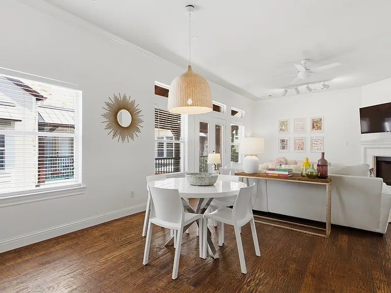 1715 Lewis Ct — Photo 9