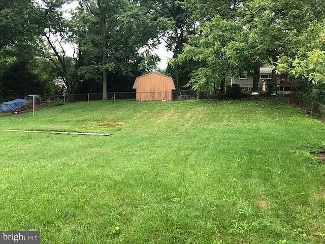 2nd image of 571 Rita Dr