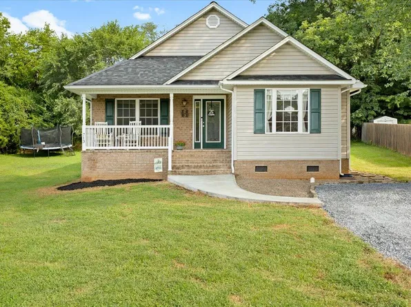 713 Hugh Ave, Roanoke, VA 24019