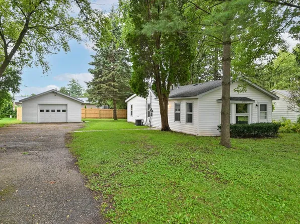 27215 115th STREET, Trevor, WI 53179