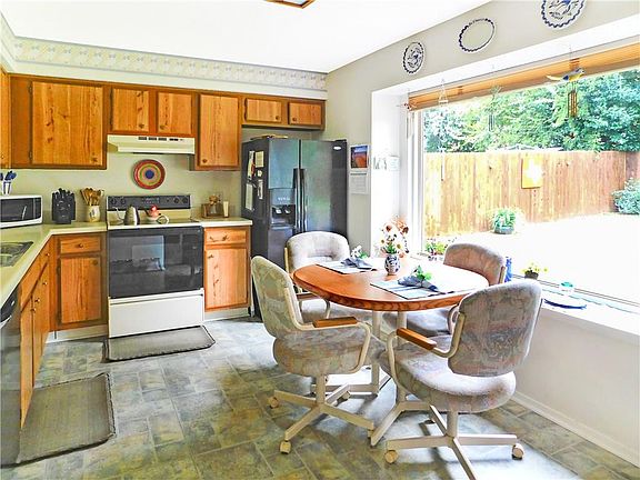 5th image of 7220 Church Park Dr