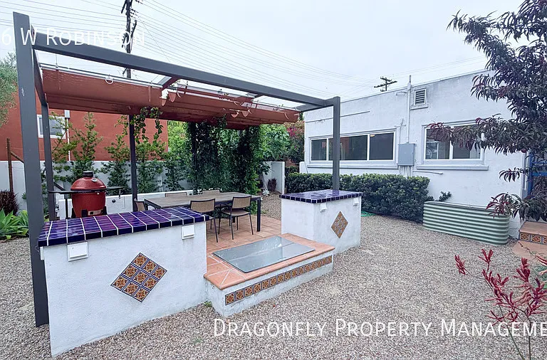 236 W Robinson Ave — Photo 22