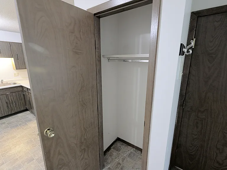 1728 S 14th St #13 — Photo 5