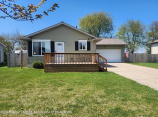 1186 Porter Dr, Charlotte, MI 48813