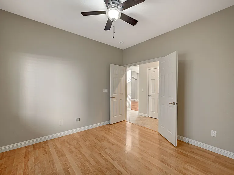 1005 Prestige Meadows Pl — Photo 48